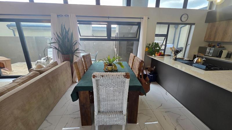 3 Bedroom Property for Sale in Hartenbos Heuwels Western Cape
